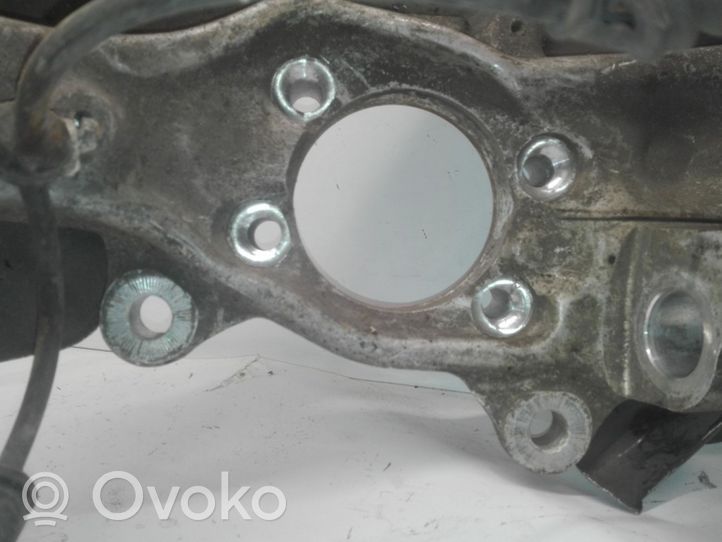 Audi A6 S6 C6 4F Fuso a snodo con mozzo ruota anteriore 4F0257