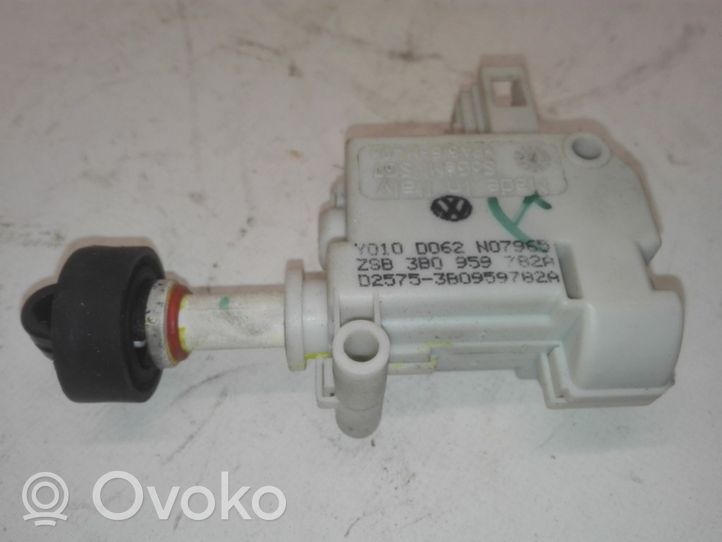 Audi A6 S6 C6 4F Verrouillage du bouchon du réservoir de carburant 3B0959782A