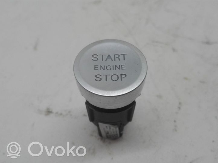 Audi Q3 8U Moottorin start-stop-painike/kytkin 8U0905217A