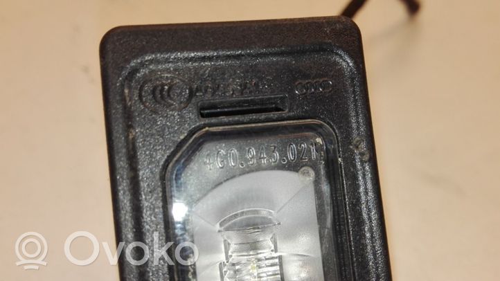 Audi Q7 4M Lampa oświetlenia tylnej tablicy rejestracyjnej 4G0943021