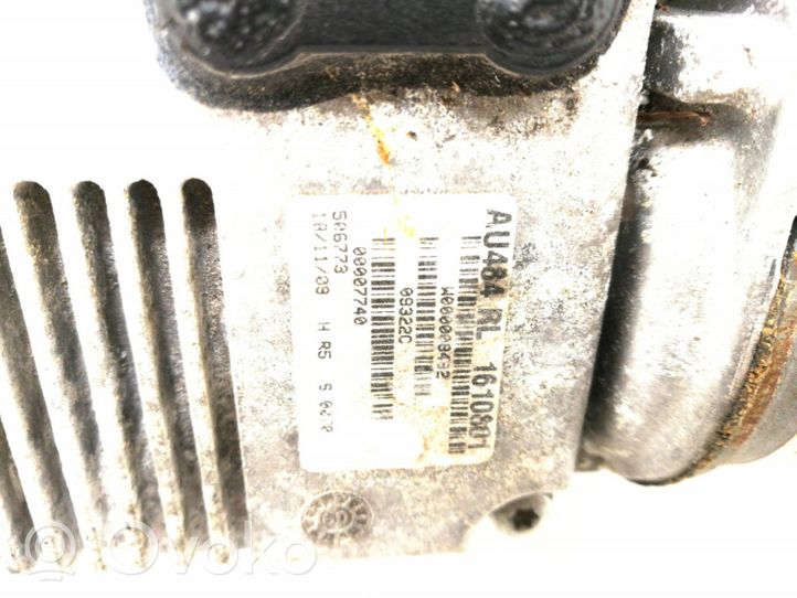 Audi A5 8T 8F Tiranti e motorino del tergicristallo anteriore 8T2955119D