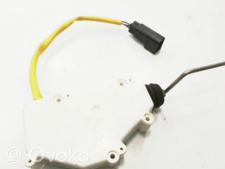 Volkswagen Sharan Serratura del tappo del serbatoio del carburante 7M0959775C