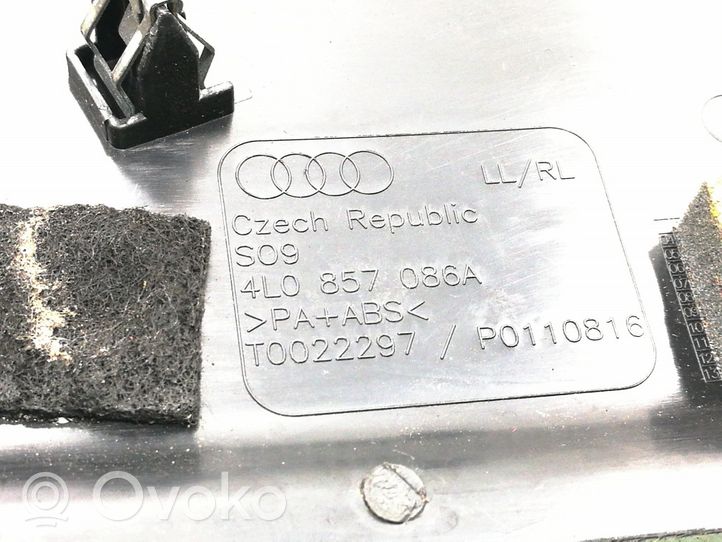 Audi Q7 4L Garniture d'extrémité latérale du tableau de bord 4L0857086A