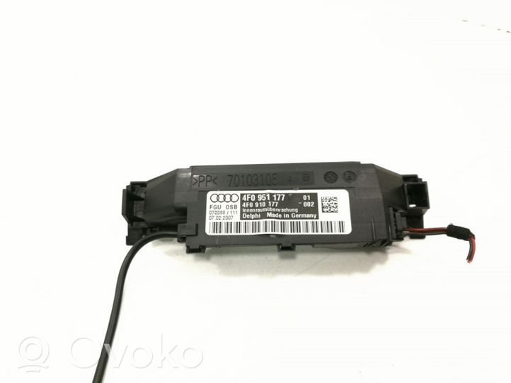 Audi A6 S6 C6 4F Ultraskaņas sensors / sensori 4F0951177