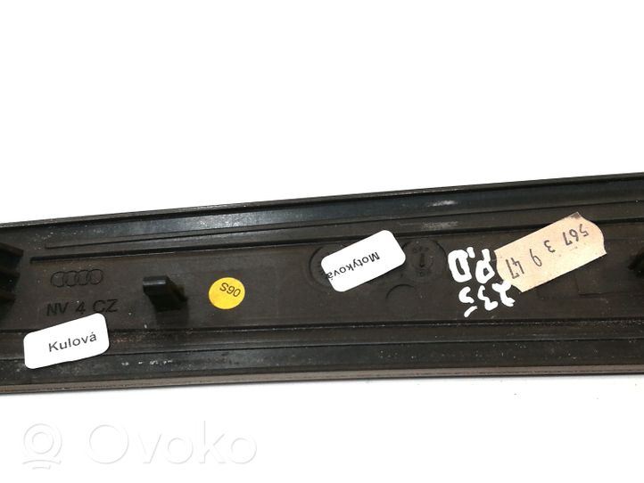 Audi A8 S8 D4 4H Moulure/baguette de porte avant 4H0867410