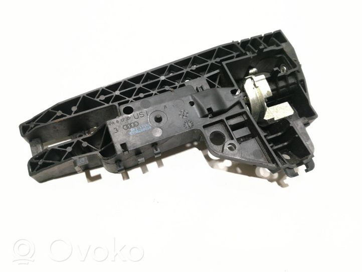 Audi Q5 SQ5 Klamka/wspornik zewnętrzny drzwi przednich 8T0837886B