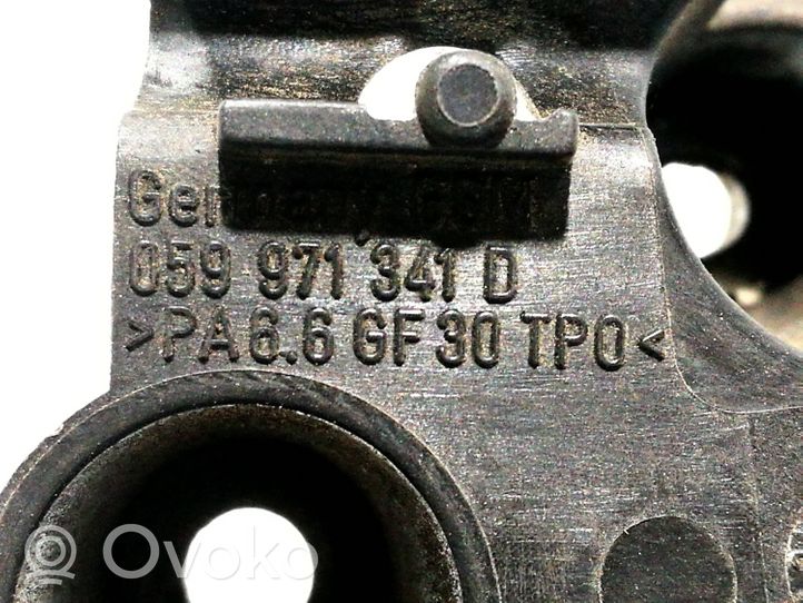 Audi A8 S8 D4 4H Kita variklio skyriaus detalė 059971341D