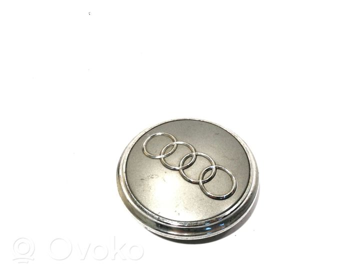 Audi Q7 4L Gamyklinis rato centrinės skylės dangtelis (-iai) 4L0601170