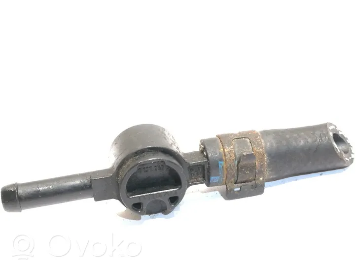 Audi A4 S4 B7 8E 8H Valvola sfiato del serbatoio 1J0127247B