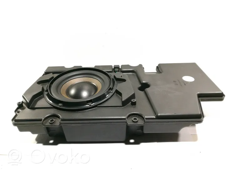 Audi A8 S8 D3 4E Enceinte subwoofer 4E0035621