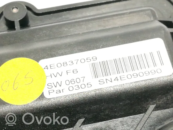 Audi A8 S8 D3 4E Actionneur de loquet de verrouillage de porte à fermeture en douceur porte avant 4E0837059