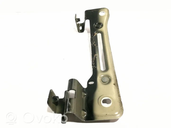 Audi Q7 4M Fender mounting bracket 4M0821431