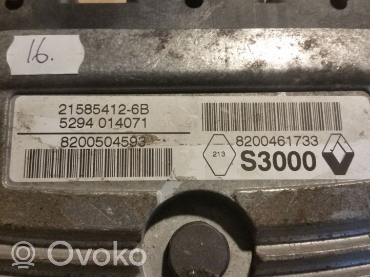 Renault Clio II Sterownik / Moduł ECU 8200461733