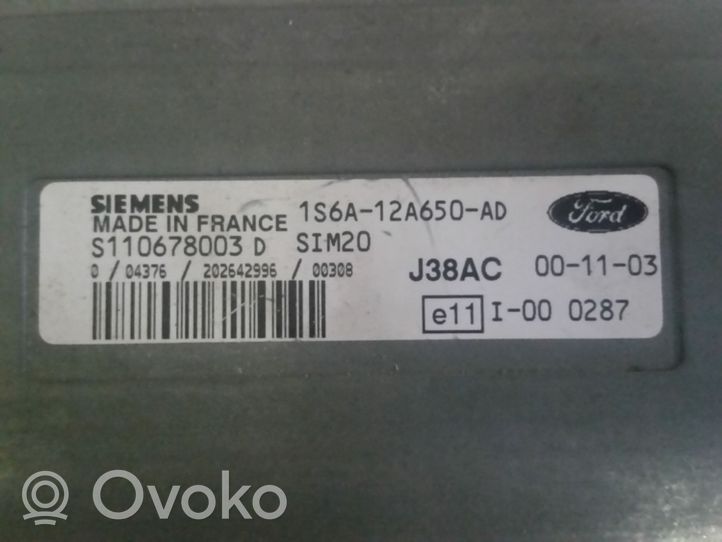 Ford Fiesta Moottorin ohjainlaite/moduuli S110678003D