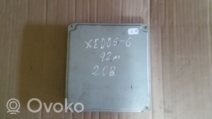 Mazda Xedos 6 Calculateur moteur ECU KF1118881E