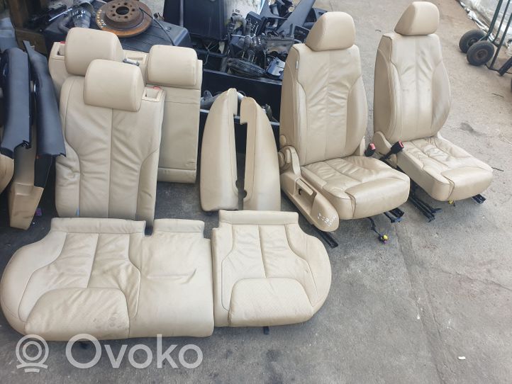 Volkswagen PASSAT B6 Interior set 