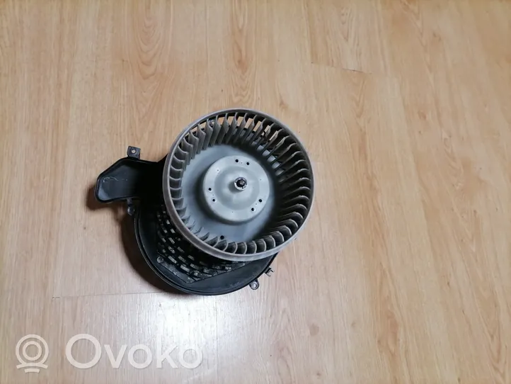 Volvo S80 Pečiuko ventiliatorius/ putikas 28417