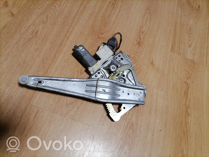 Toyota Avensis T250 Elektryczny podnośnik szyby drzwi tylnych 992046100