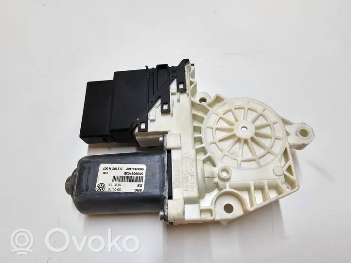 Volkswagen Tiguan Moteur de lève-vitre de porte arrière 5N0959703E