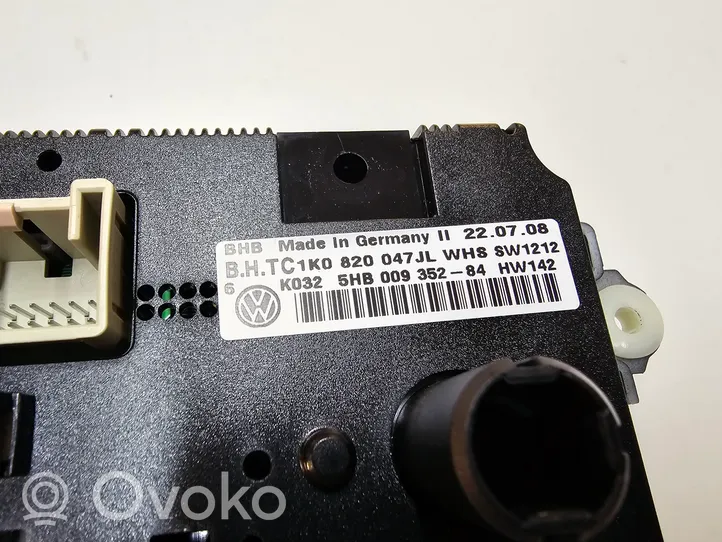 Volkswagen Tiguan Gaisa kondicioniera / klimata kontroles / salona apsildes vadības bloks (salonā) 1K0820047JL