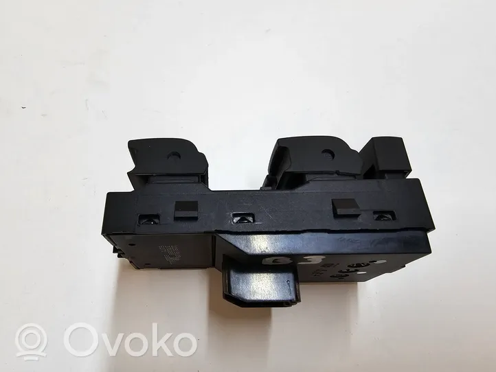 Buick Encore I Electric window control switch 22915128