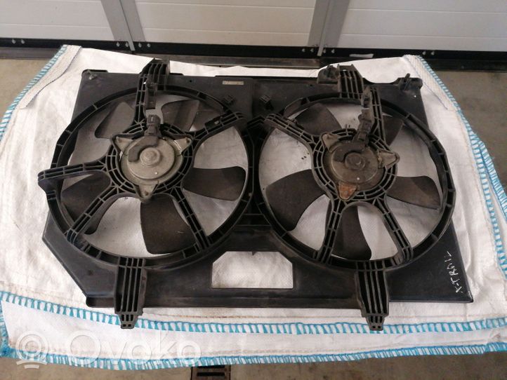 Nissan X-Trail T30 Kale ventilateur de radiateur refroidissement moteur 