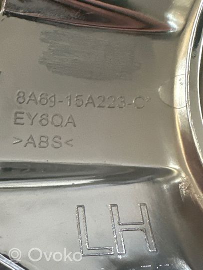 Ford Fiesta Priešrūkinio žibinto apdaila/ grotelės 8A6115A223C
