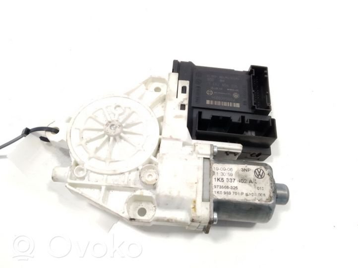 Volkswagen PASSAT B6 Priekinis varikliukas langų pakėlėjo 1K5837402AK