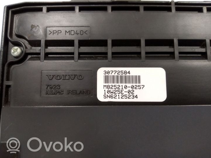 Volvo XC60 Экран/ дисплей / маленький экран 30772584