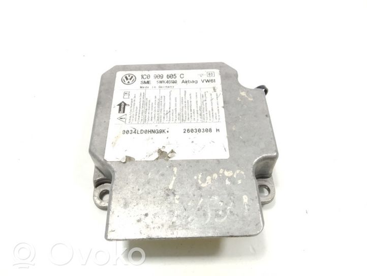 Volkswagen Polo Module de contrôle airbag 1C0909605C