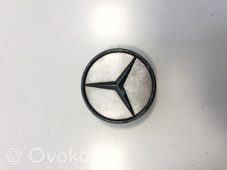 Mercedes-Benz Vito Viano W638 Tapacubos original de rueda 2204000125