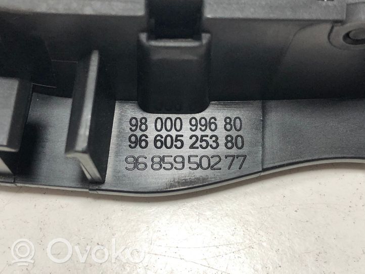 Citroen C4 II Priekinė uždarymo rankena/ apdaila 9800099680