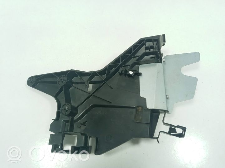 Volvo XC70 Rear door exterior handle/bracket 31253942