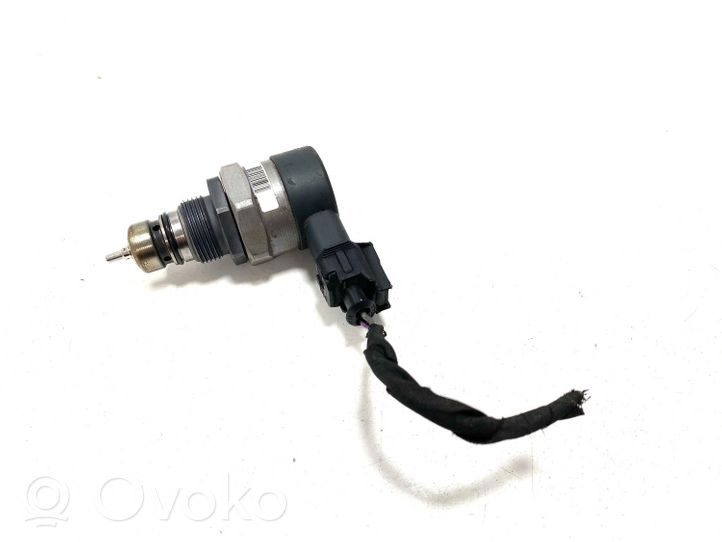 Volvo XC60 Fuel pressure regulator 31216313