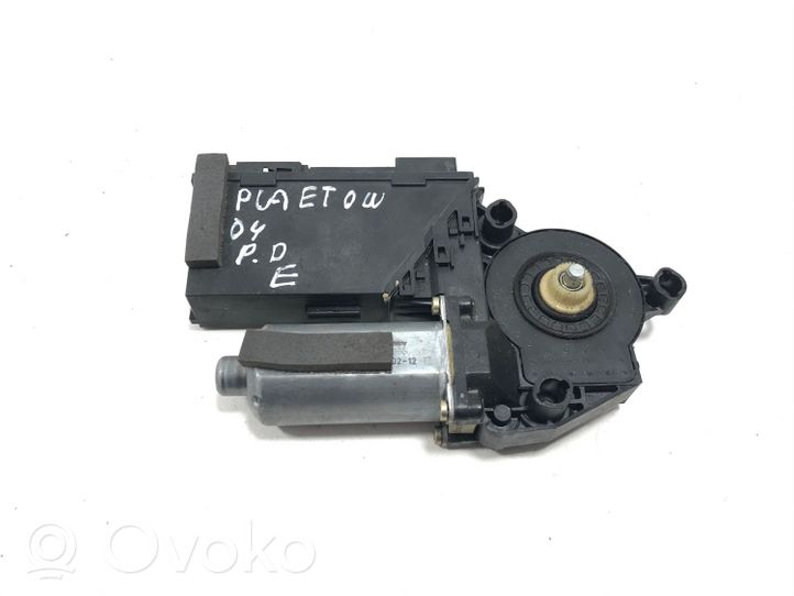 Volkswagen Phaeton Silniczek podnośnika szyby drzwi przednich 966264102