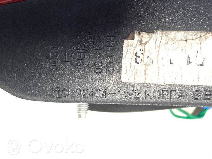 KIA Rio Luci posteriori del portellone del bagagliaio 924041W2