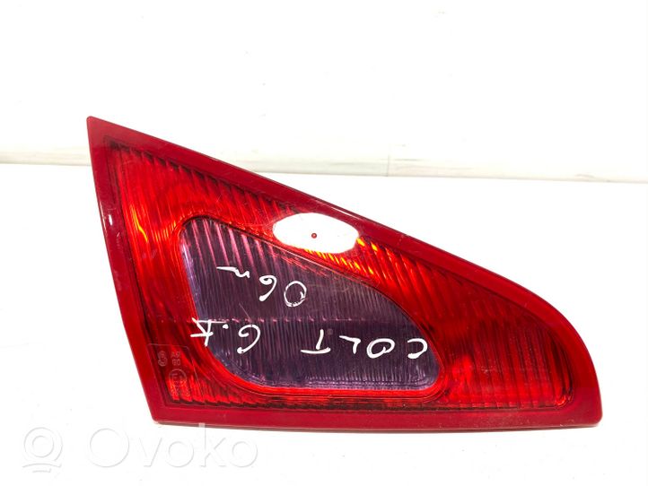 Mitsubishi Colt Lampy tylnej klapy bagażnika MN105625