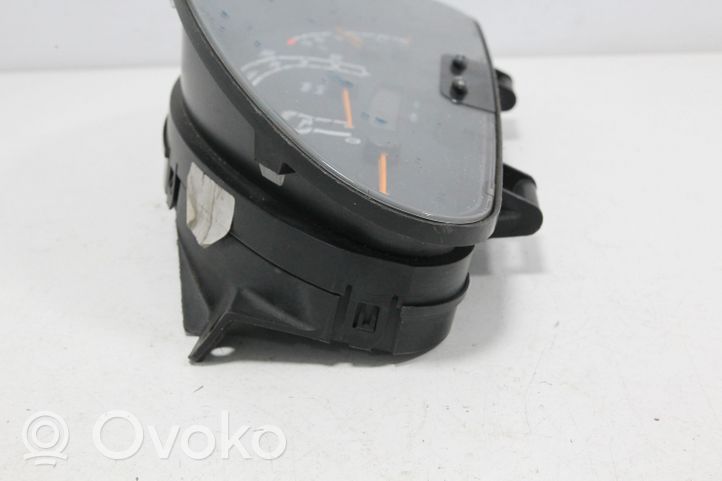 Mercedes-Benz Sprinter W906 Tachimetro (quadro strumenti) A0014468721