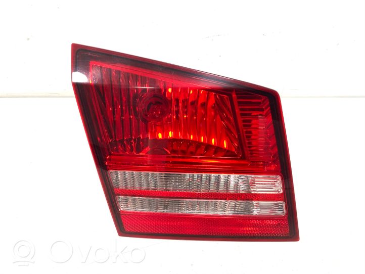 Dodge Journey Lampy tylnej klapy bagażnika 04806369AC