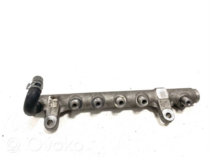 Volkswagen Tiguan Tuyau de conduite principale de carburant 03L089C