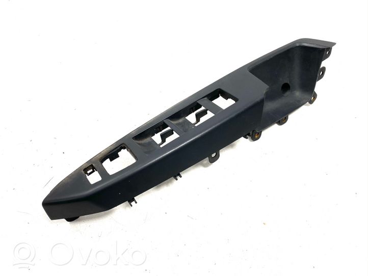 Opel Antara Front door window switch trim 