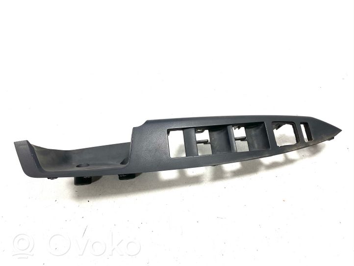 Opel Antara Front door window switch trim 