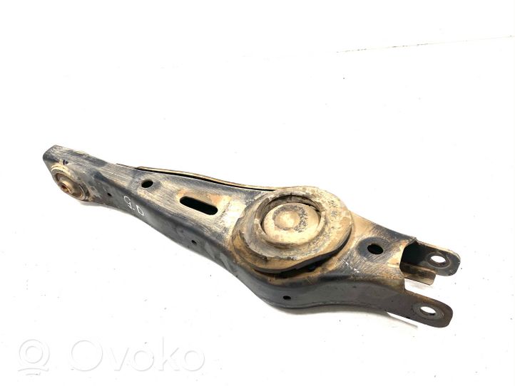 KIA Sorento Braccio di controllo sospensione posteriore superiore/braccio oscillante 552102P000