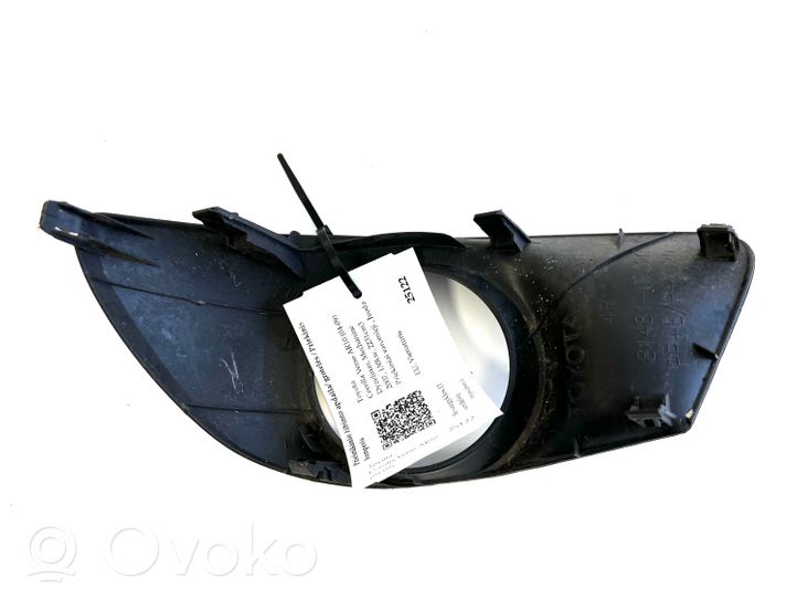 Toyota Corolla Verso AR10 Priešrūkinio žibinto apdaila/ grotelės 814820F020