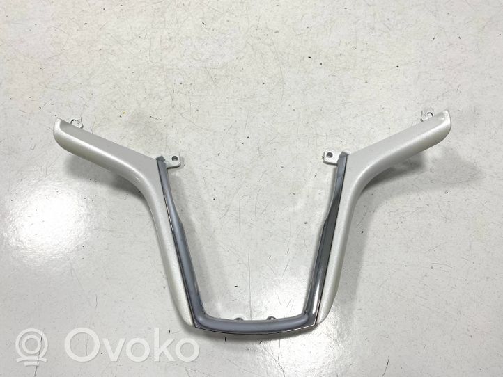 Opel Ampera Rivestimento del volante 2441757