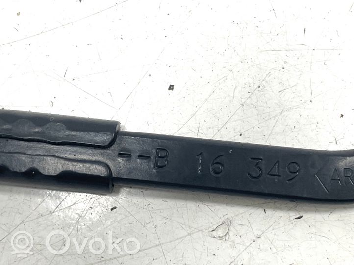 Renault Clio IV Ramię wycieraczki szyby przedniej / czołowej 288818098R