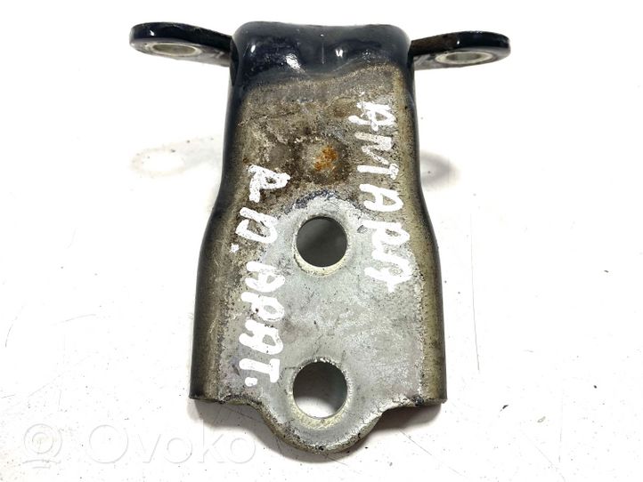 Opel Antara Front door lower hinge 07D24