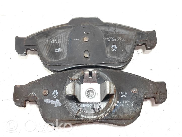 Renault Captur Pastillas de freno (delantero) 11810511892