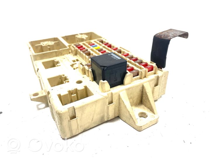 Jaguar S-Type Module de fusibles 4R8T14A067AB