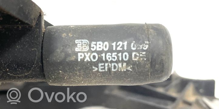 Audi A8 S8 D3 4E Boîtier de thermostat / thermostat 079133021C